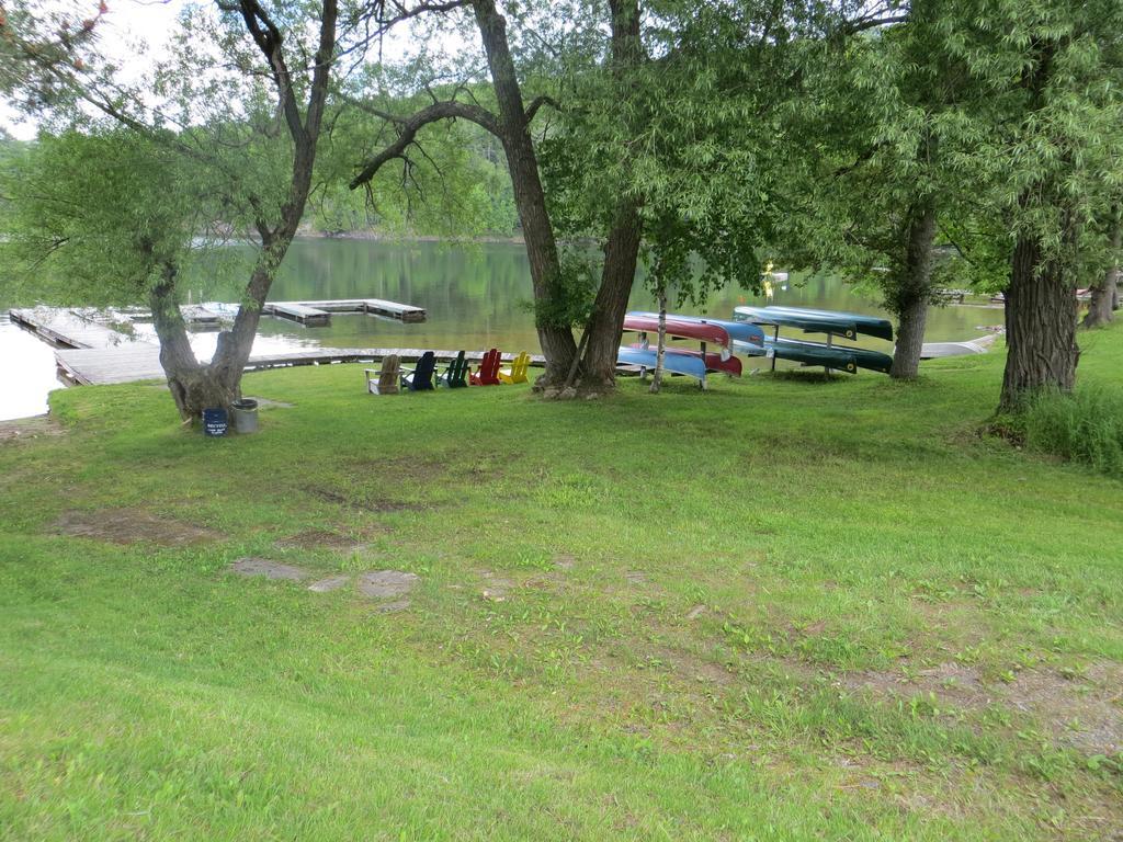 Bondi Village Cottage Resort Lake of Bays Εξωτερικό φωτογραφία