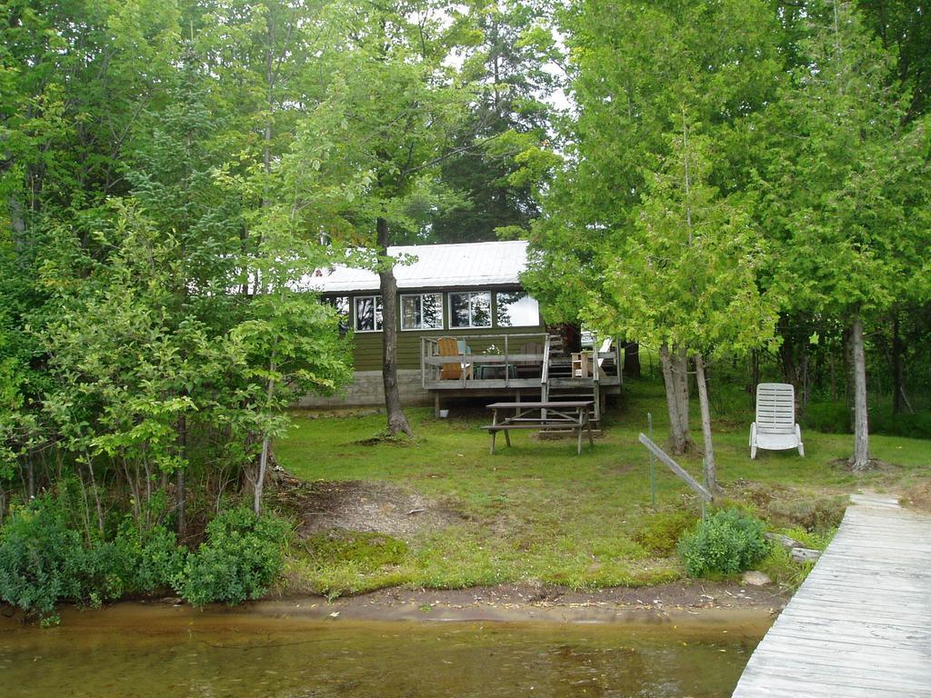 Bondi Village Cottage Resort Lake of Bays Εξωτερικό φωτογραφία